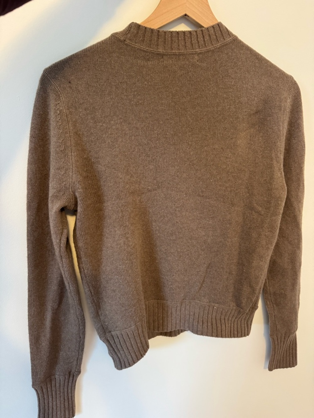 Banana Republic Brown Crewneck Sweater - Picture 4 of 6